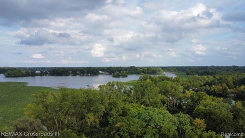 2405 RAWSONVILLE Road Van Buren Charter Township MI 48111