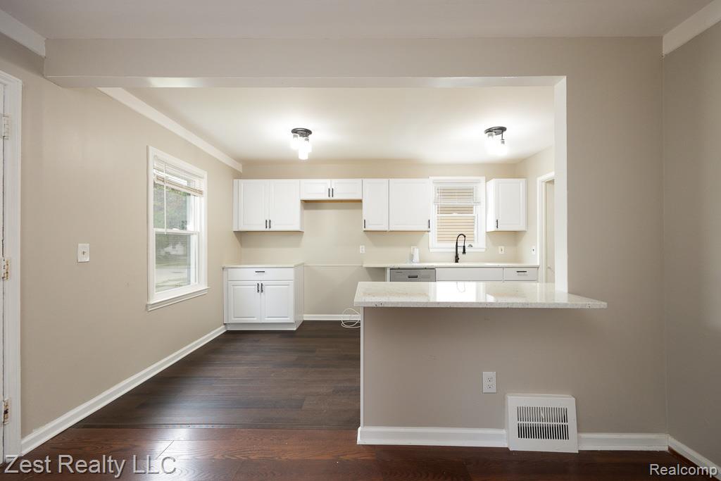 19372 Kenosha Street