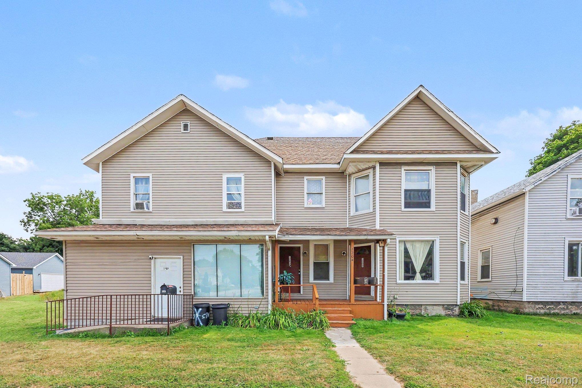 1202 Lapeer Avenue