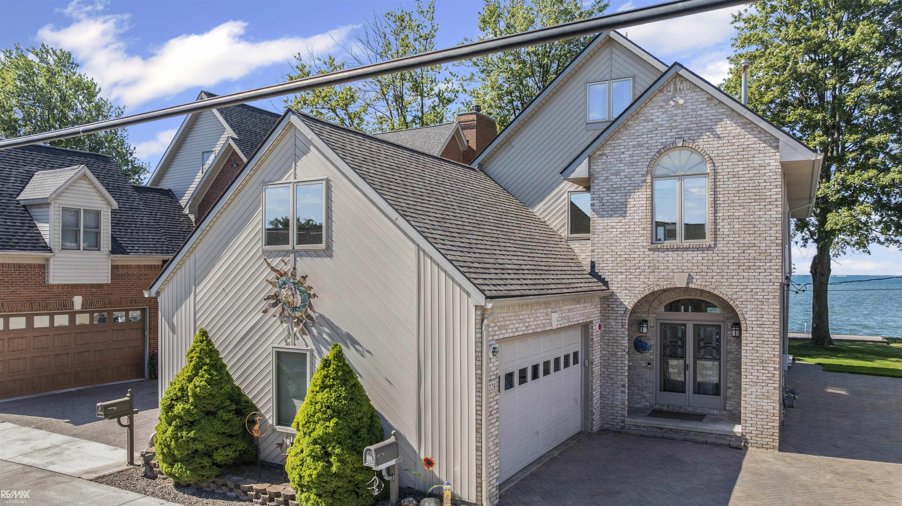 8228 Long Island Court