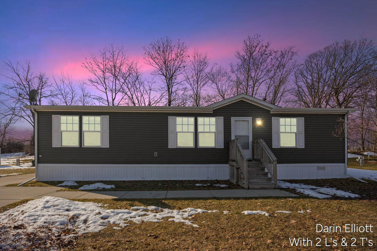 7204 E Grand River Avenue Lot 255