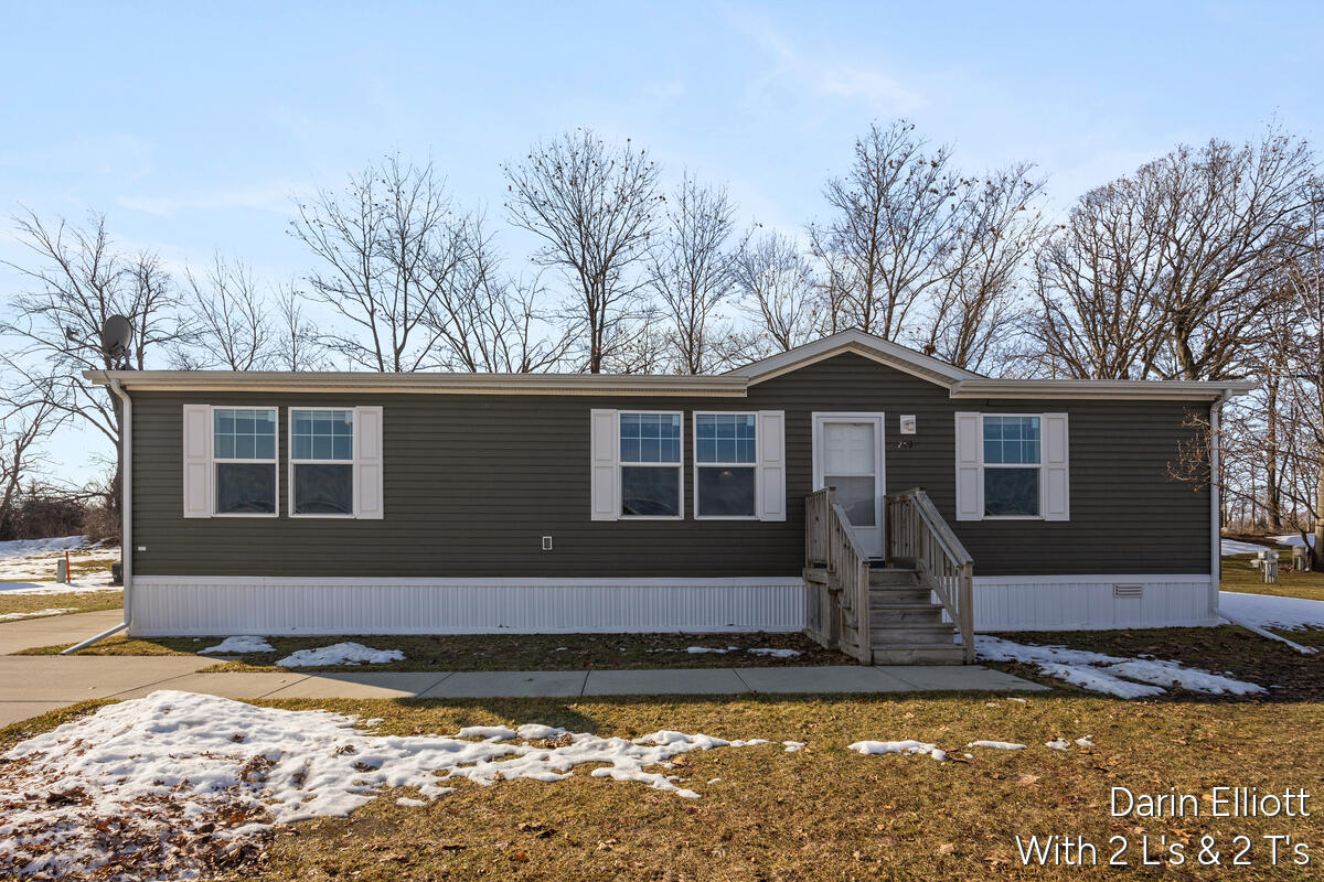 7204 E Grand River Avenue Lot 255