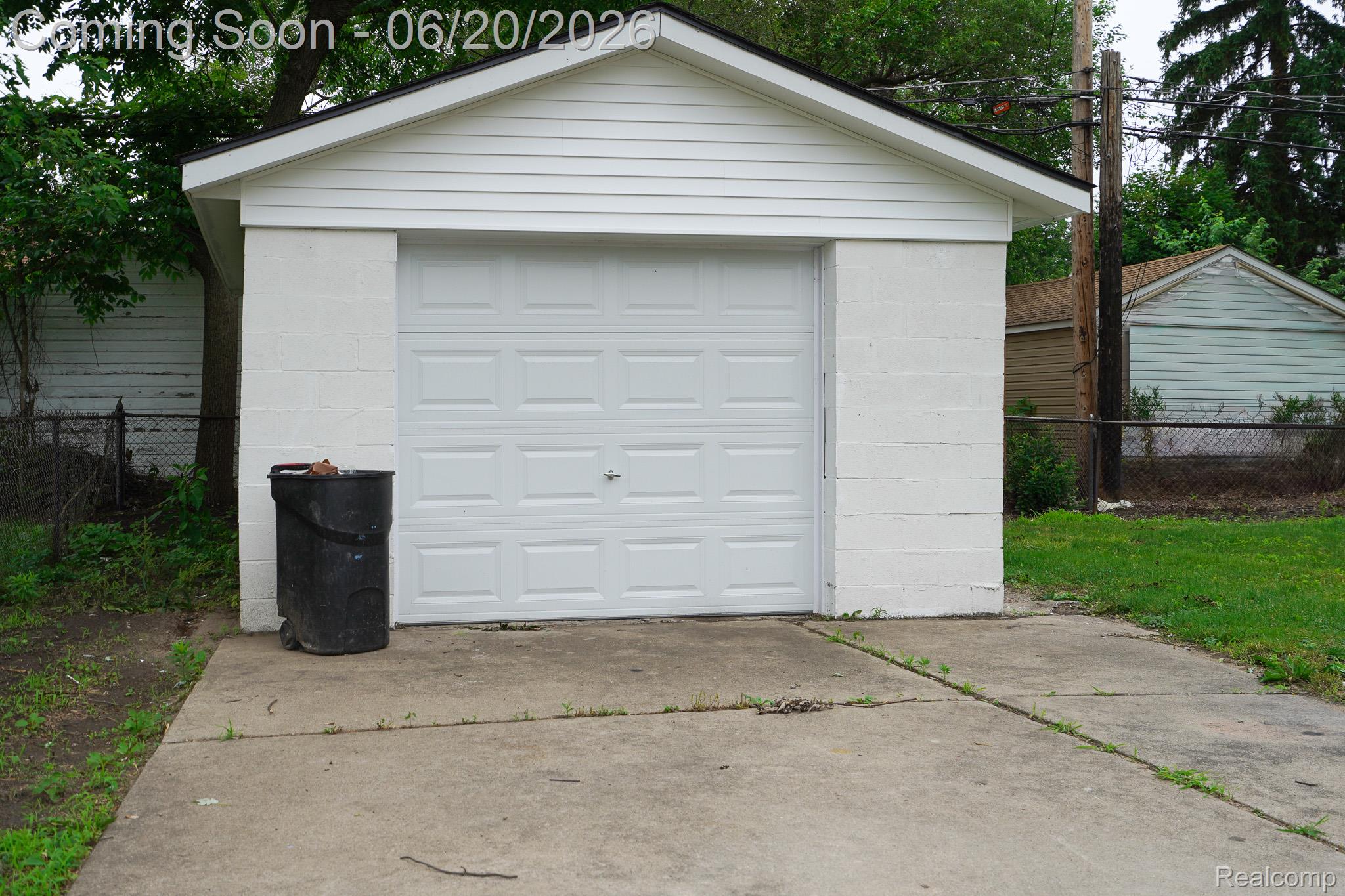 19551 Five Points Street