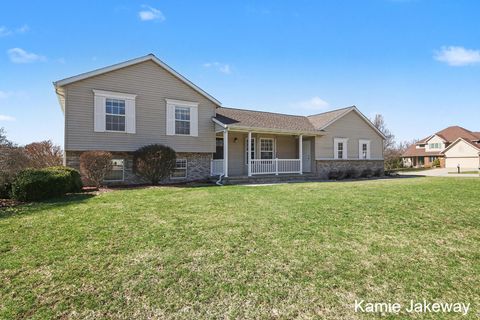 4041 Tallman Creek Drive NW Walker City MI 49534