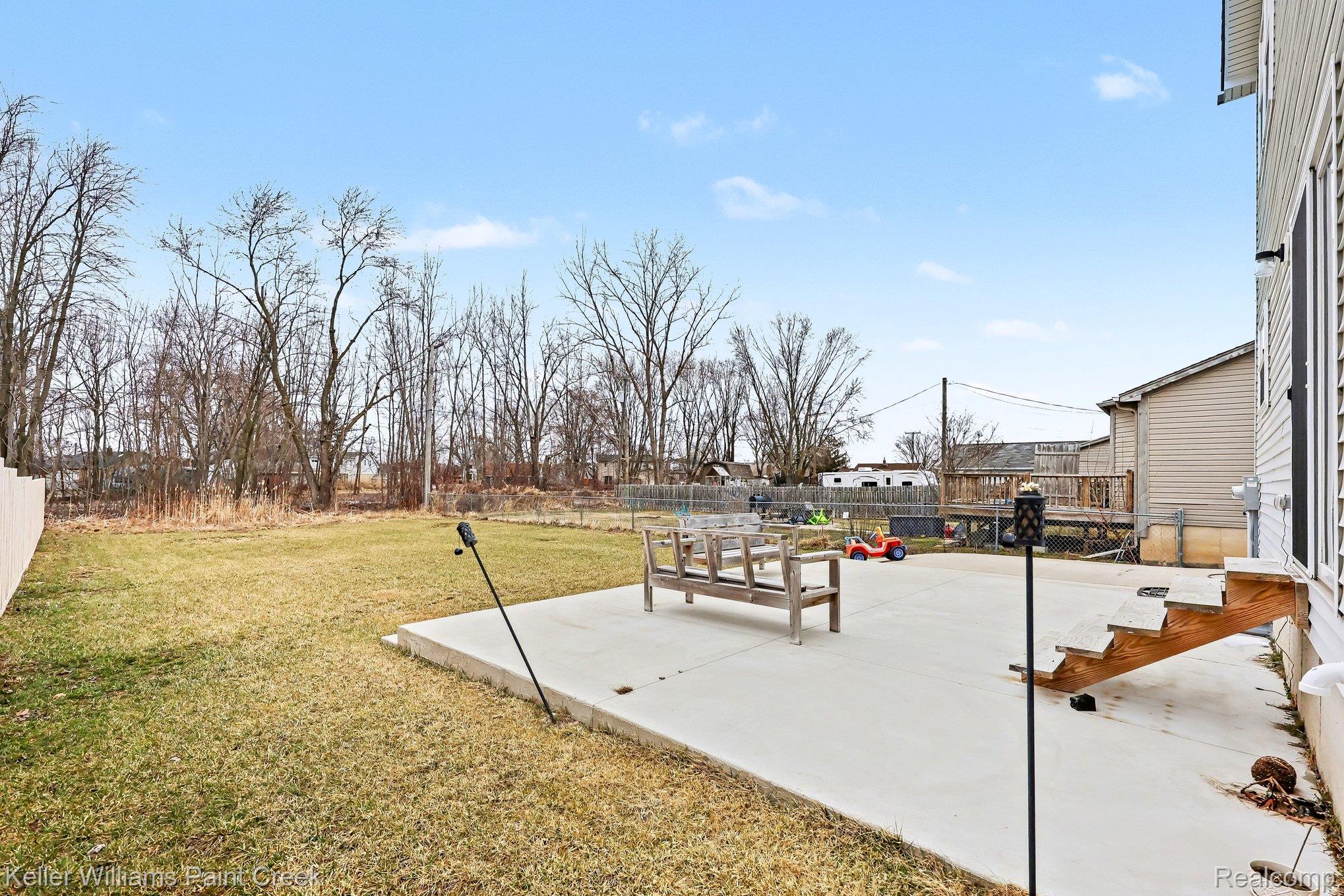 49053 Jefferson Avenue