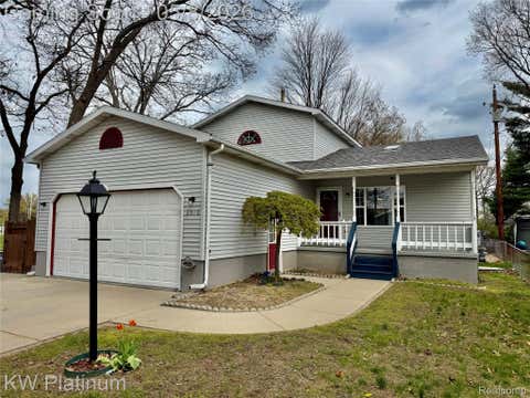 Photo for 2616 21st Avenue