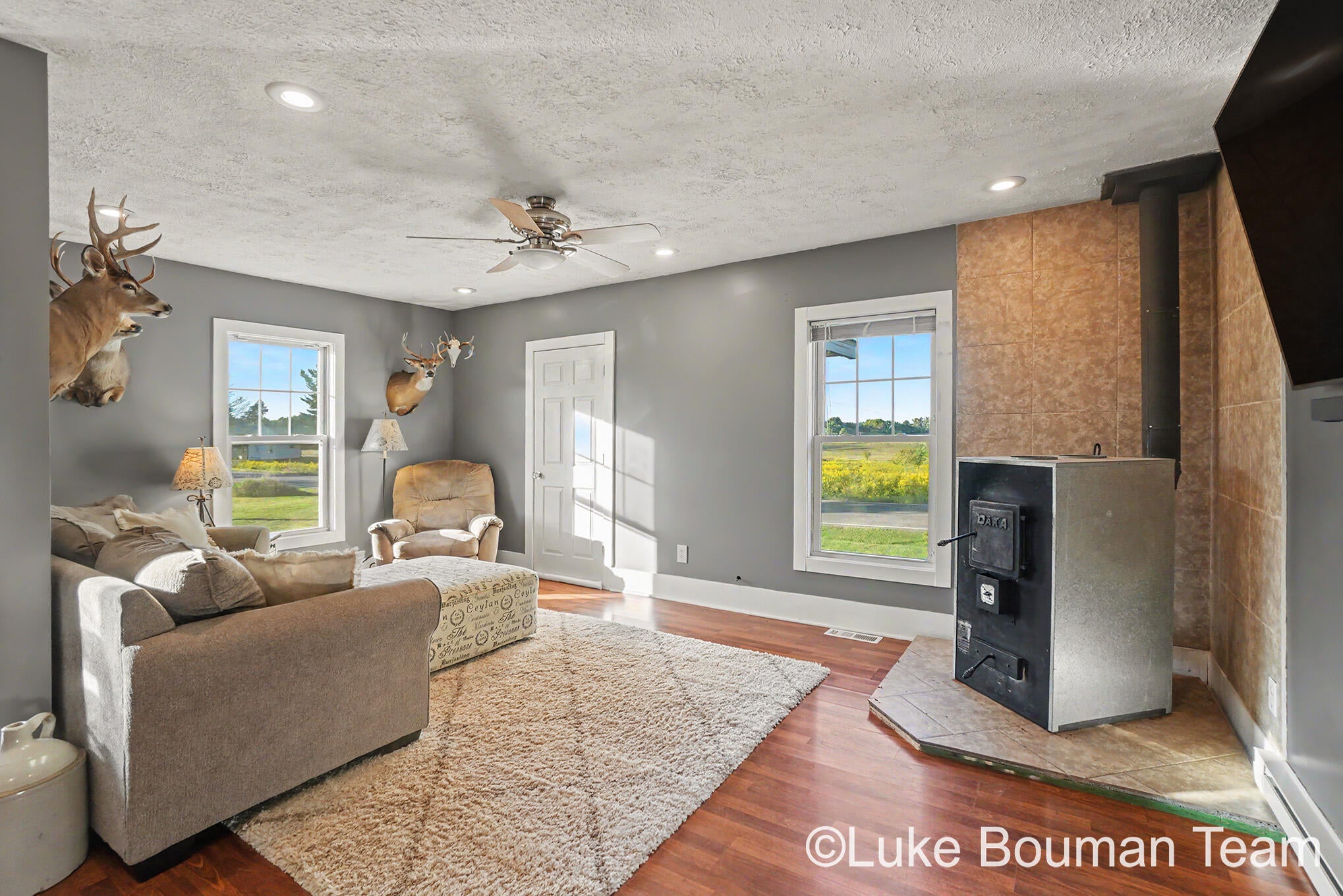 3173 Dumont Road