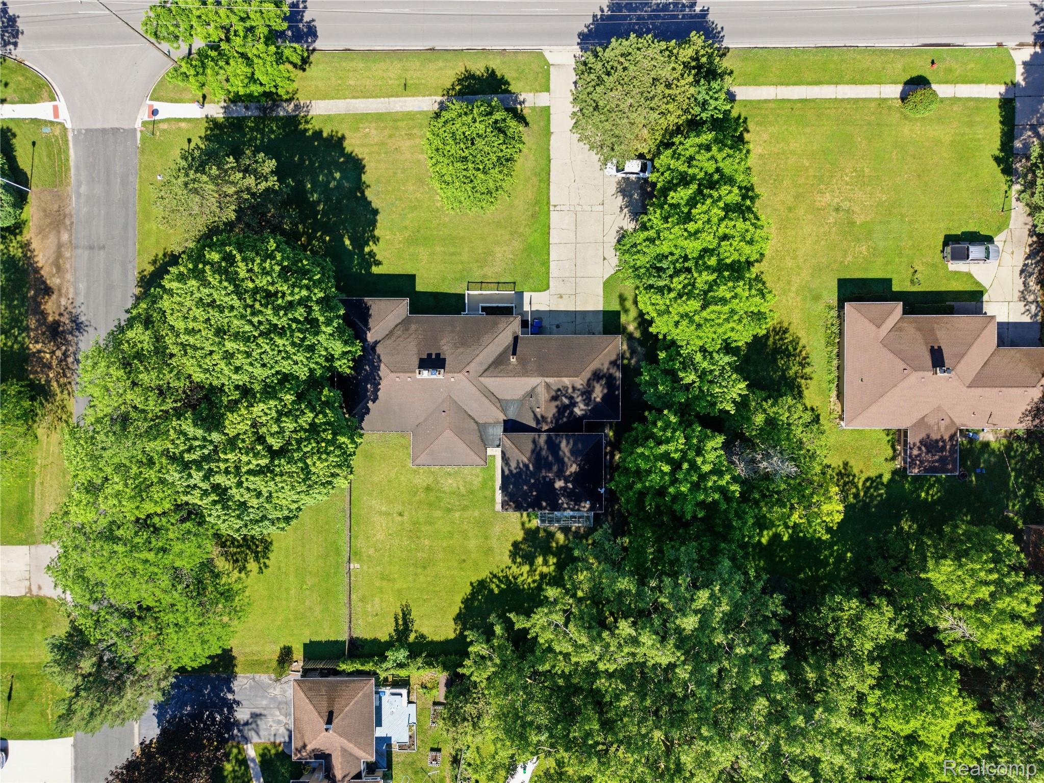 1690 N Center Road