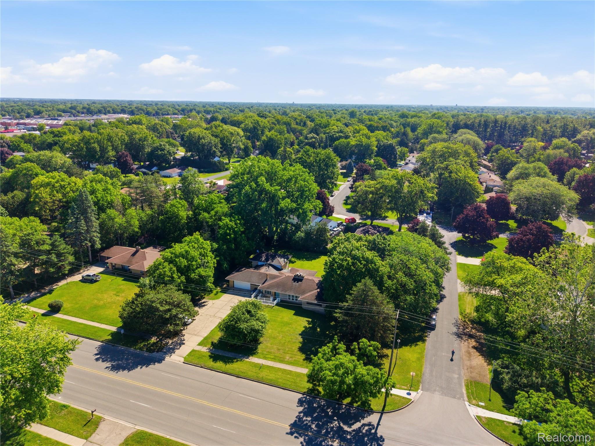 1690 N Center Road