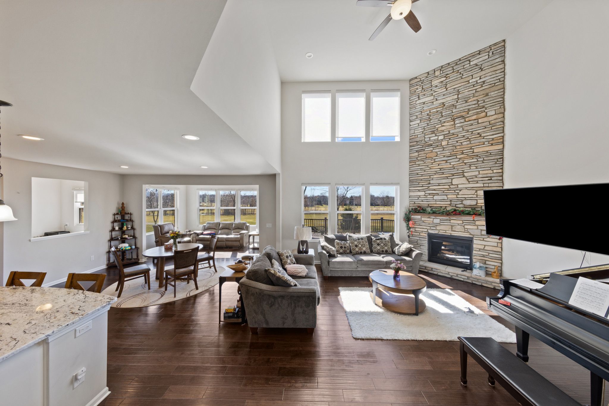 22797 COUNTRY CLUB Drive