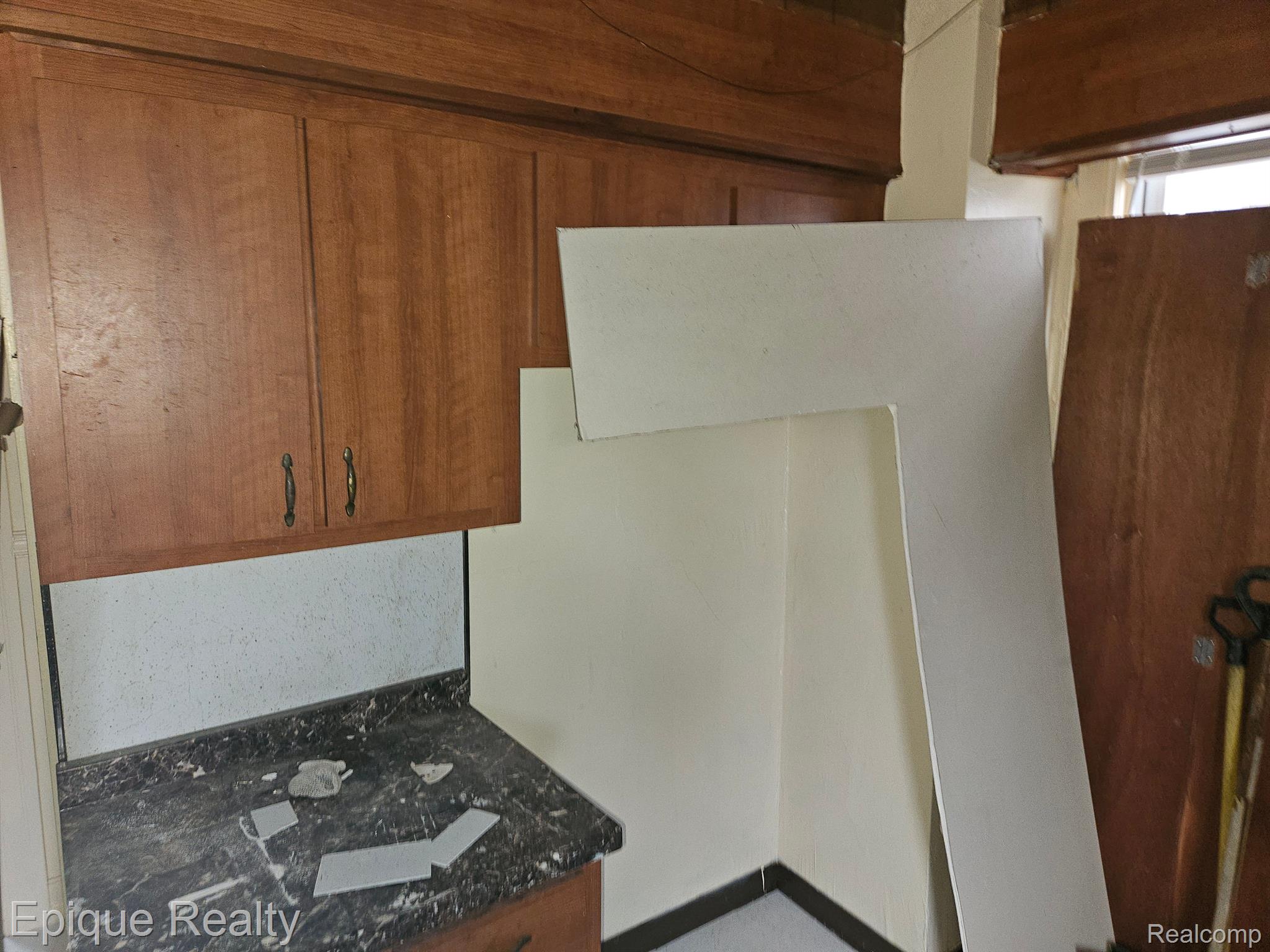 5297 VANCOUVER Street