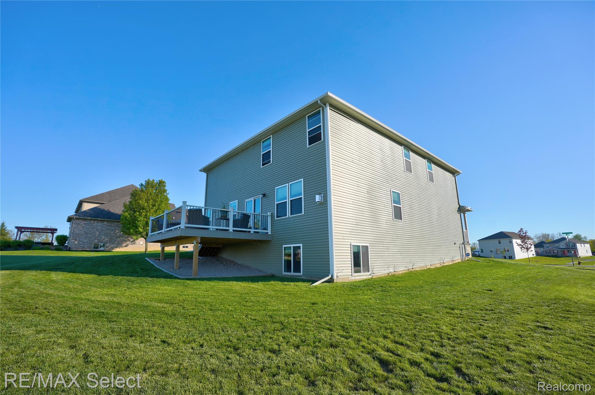 8371 Crossbow Court