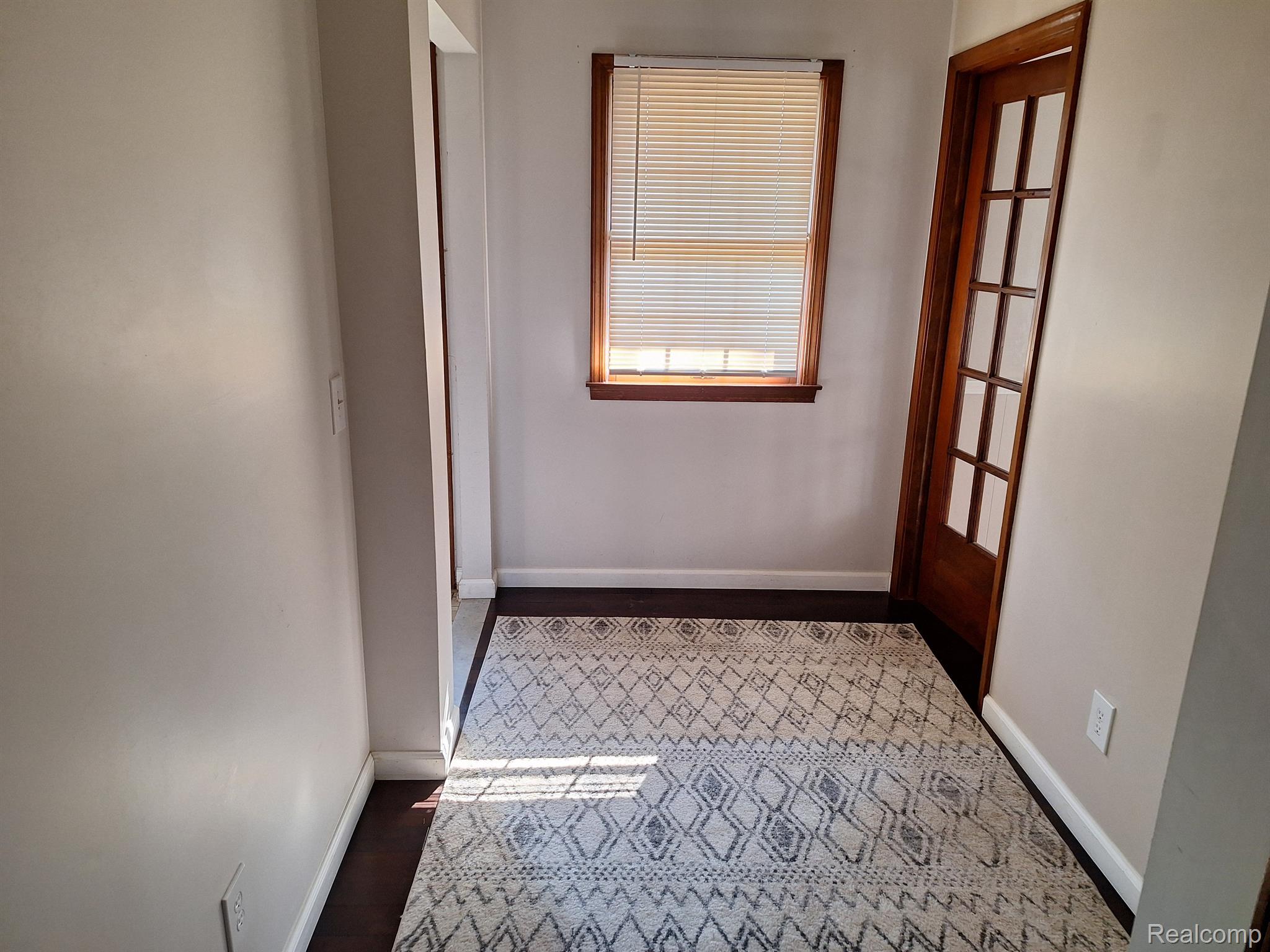 610 W 4th Street, Royal Oak, MI 48067 — MLS #20261042913 — photo 12 of 21