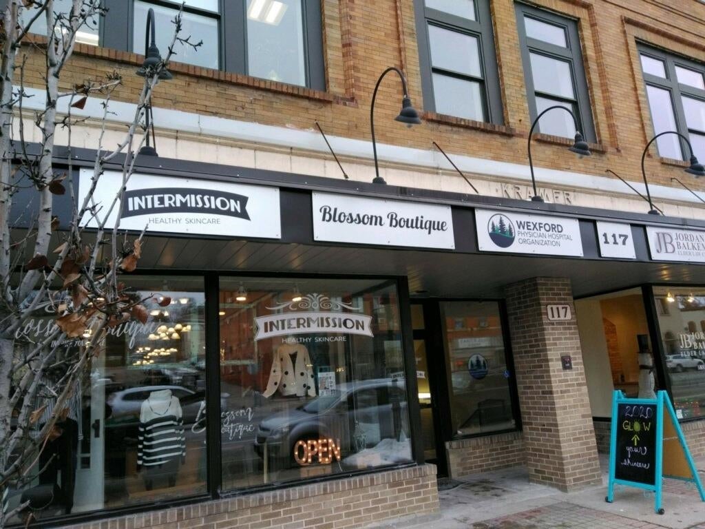 117 N Mitchell Street