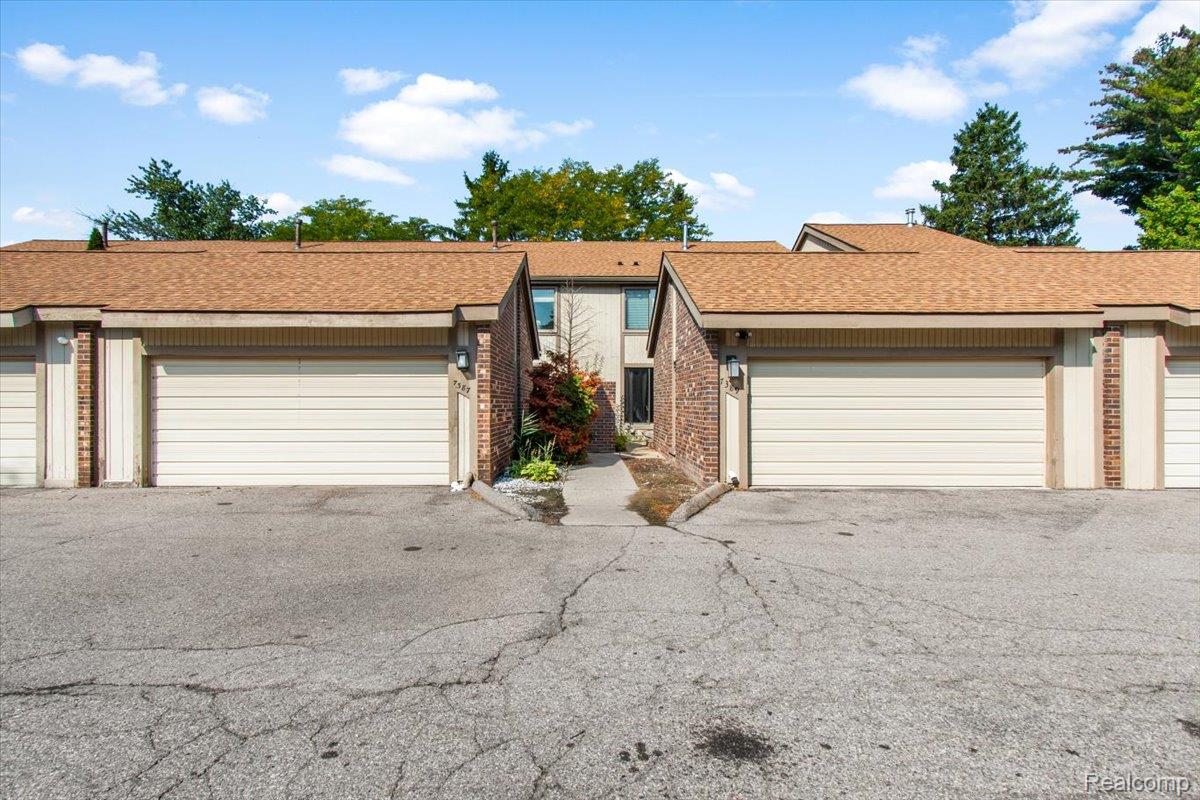 7387 Radcliff Drive 47