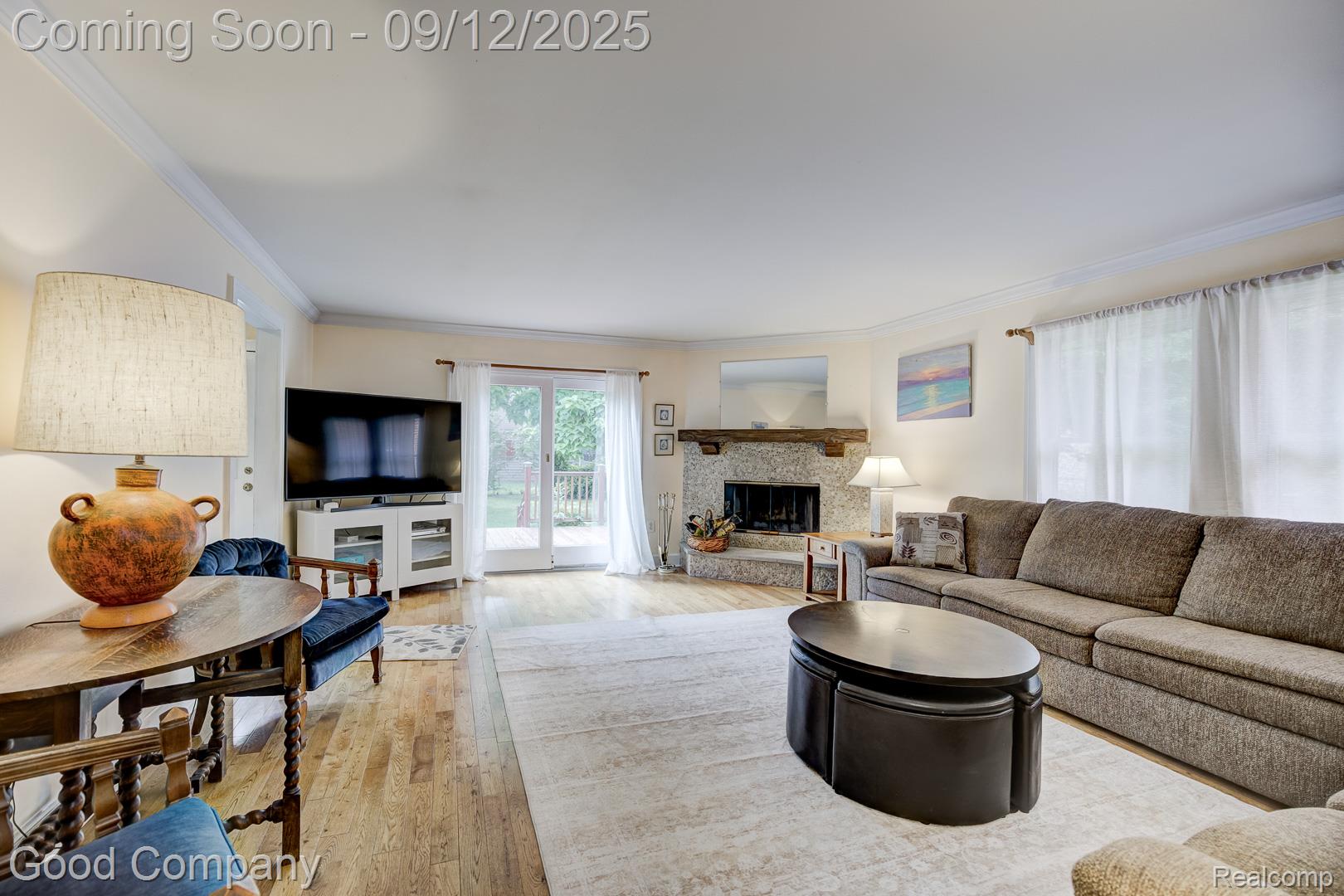 367 W Cambourne Street
