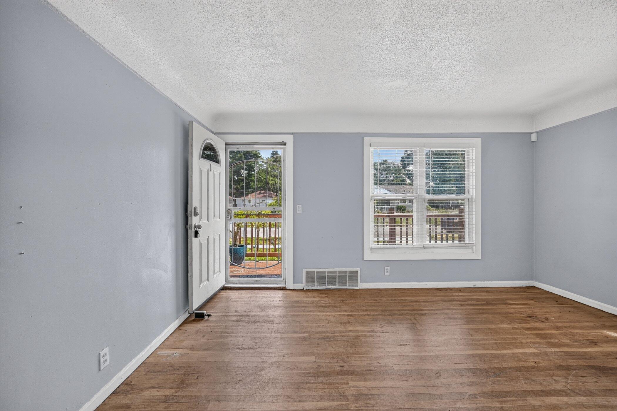 1248 Northwood Drive