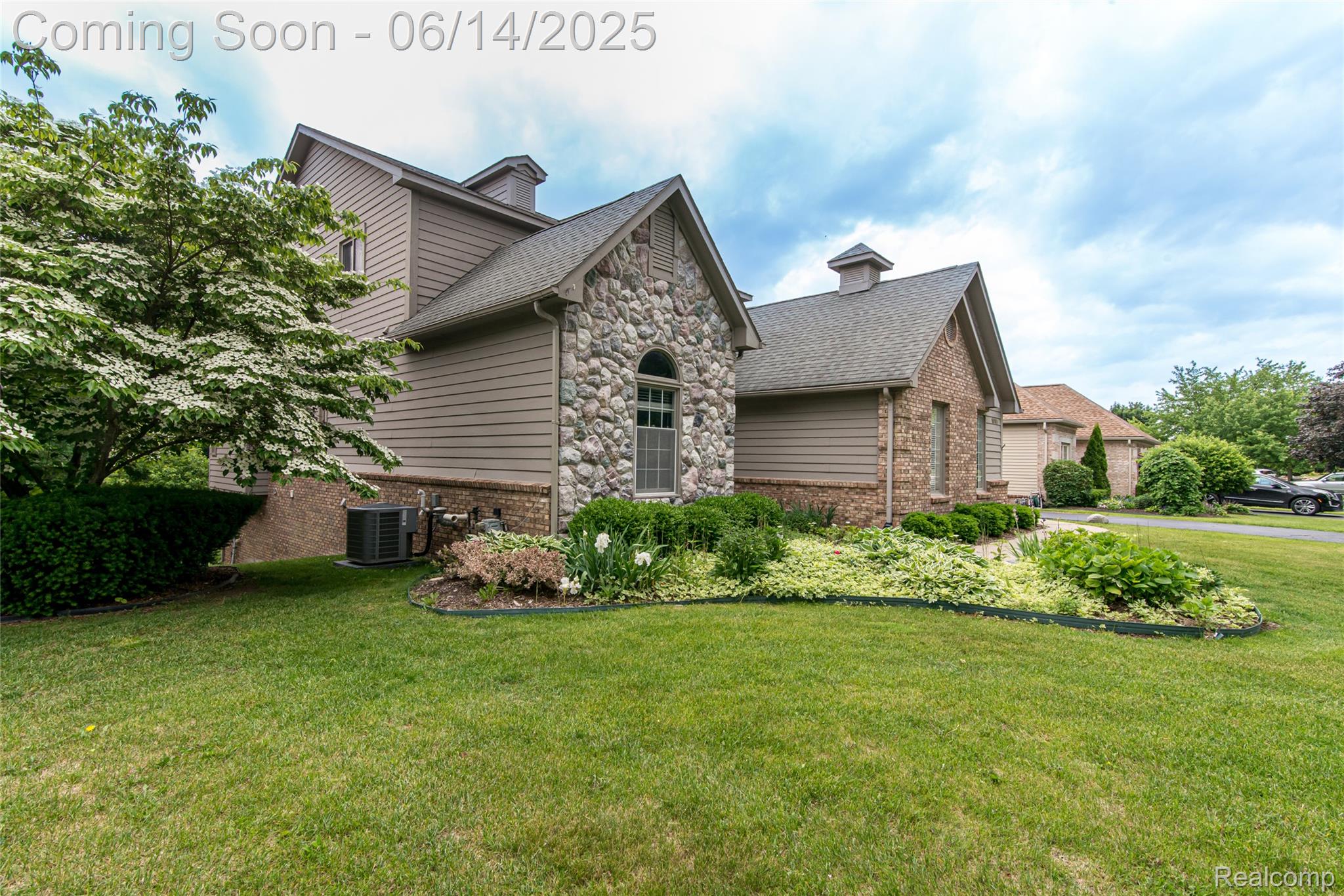 1093 Eagle Nest Drive