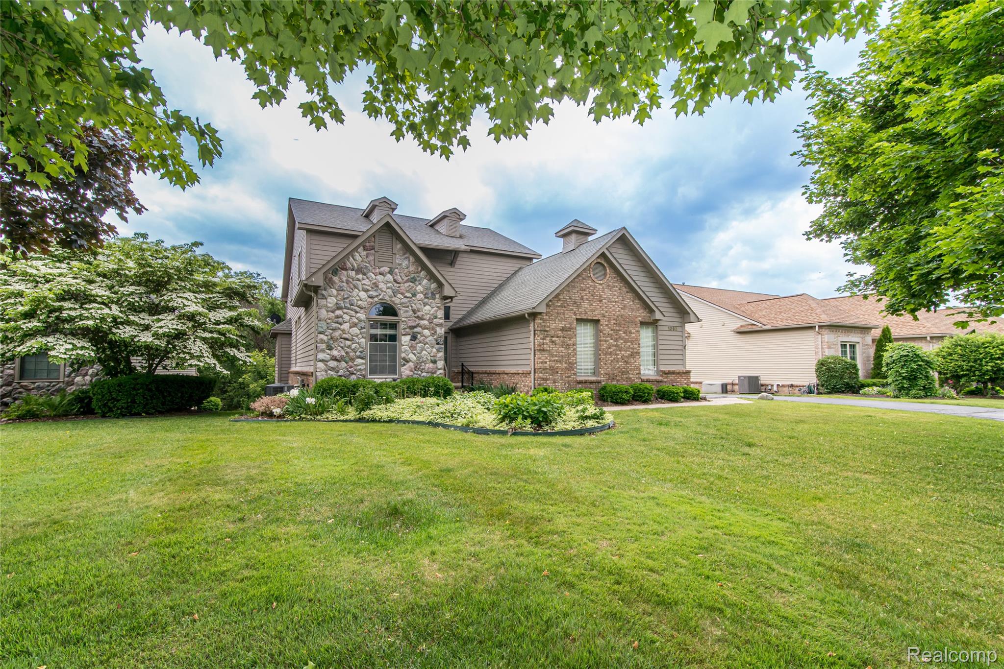 1093 Eagle Nest Drive