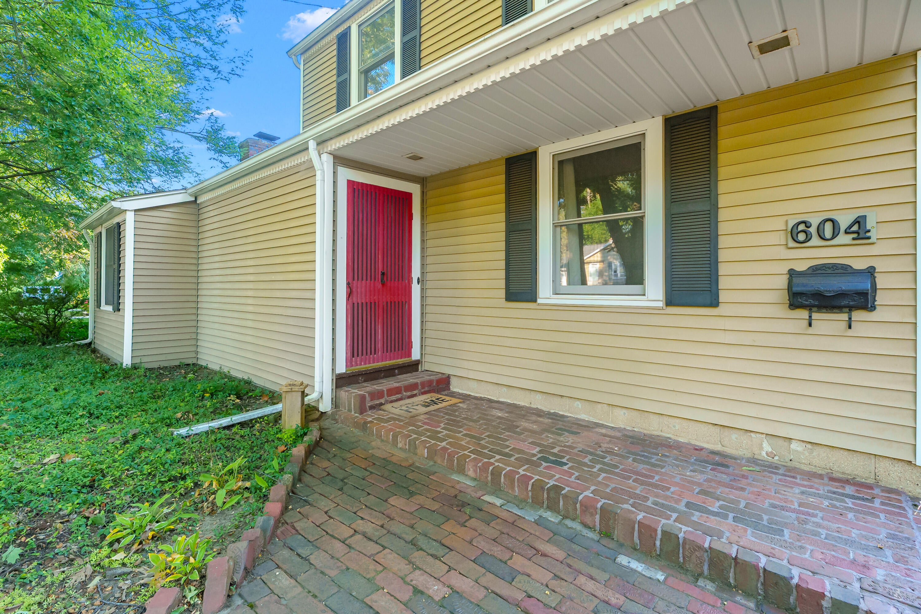 604 Jenks Boulevard