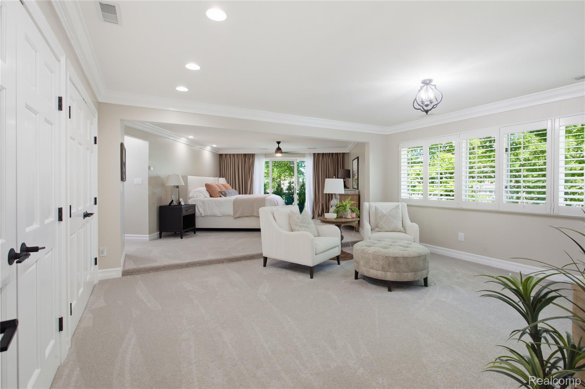 28785 Oak Point Drive