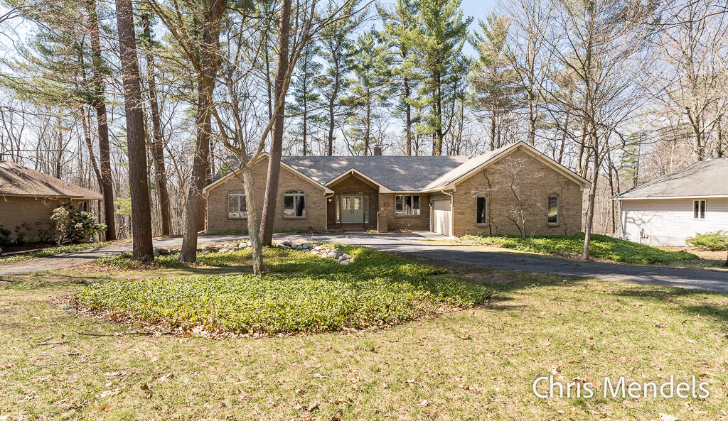 3140 Riverwoods Drive NE