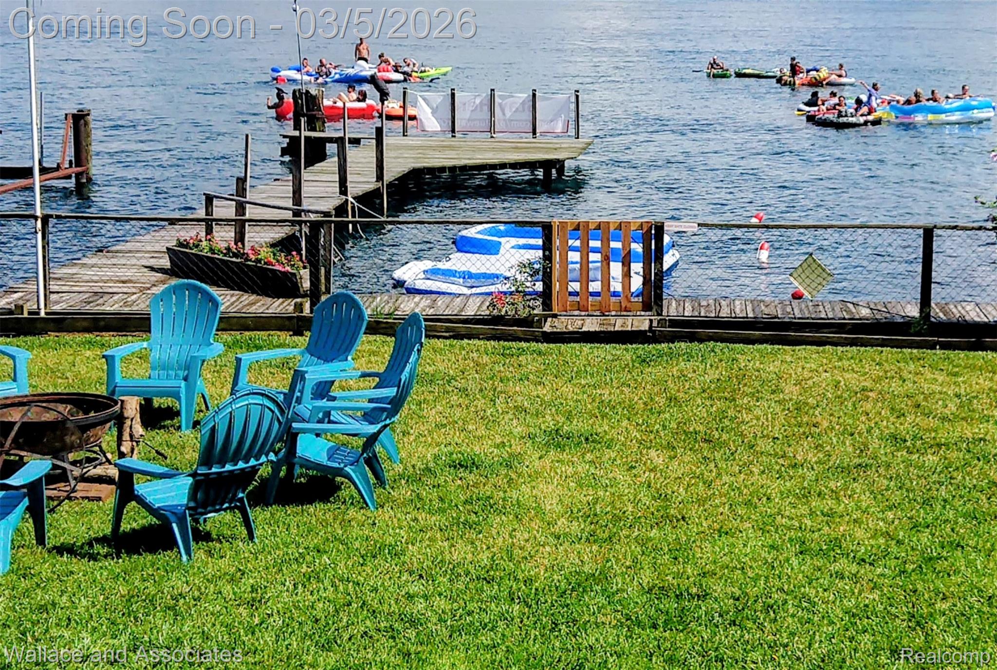 2712 Military Street