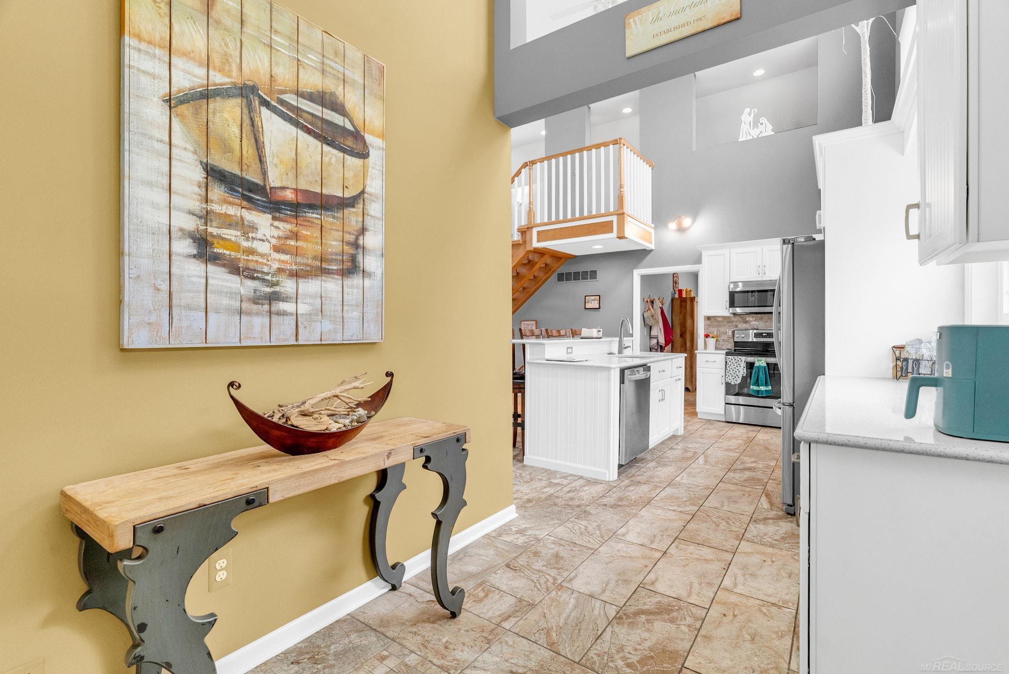 8383 Lakeshore Road
