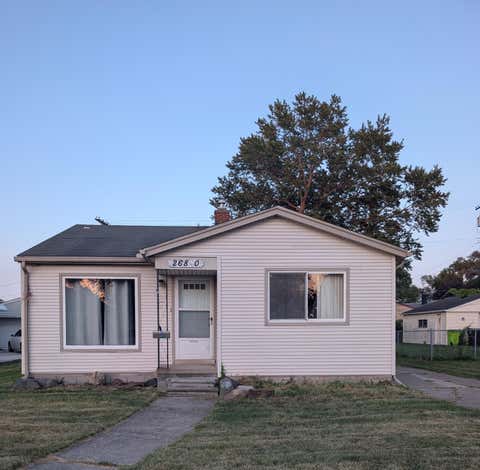 Photo of 26840 Chippendale Street, Roseville City, MI 48066 (MLS # 81026038467)