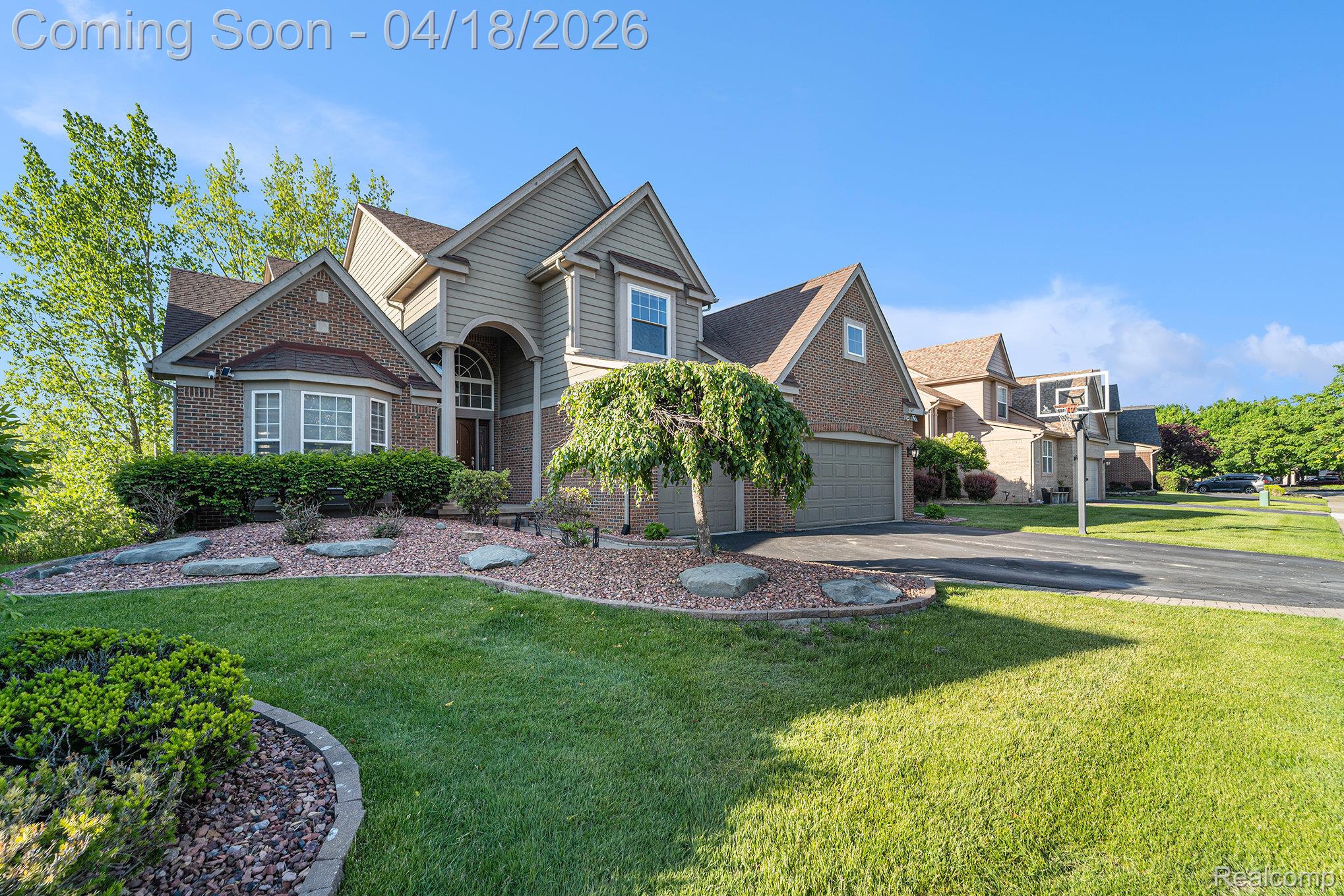 7590 Acorn Hill Court