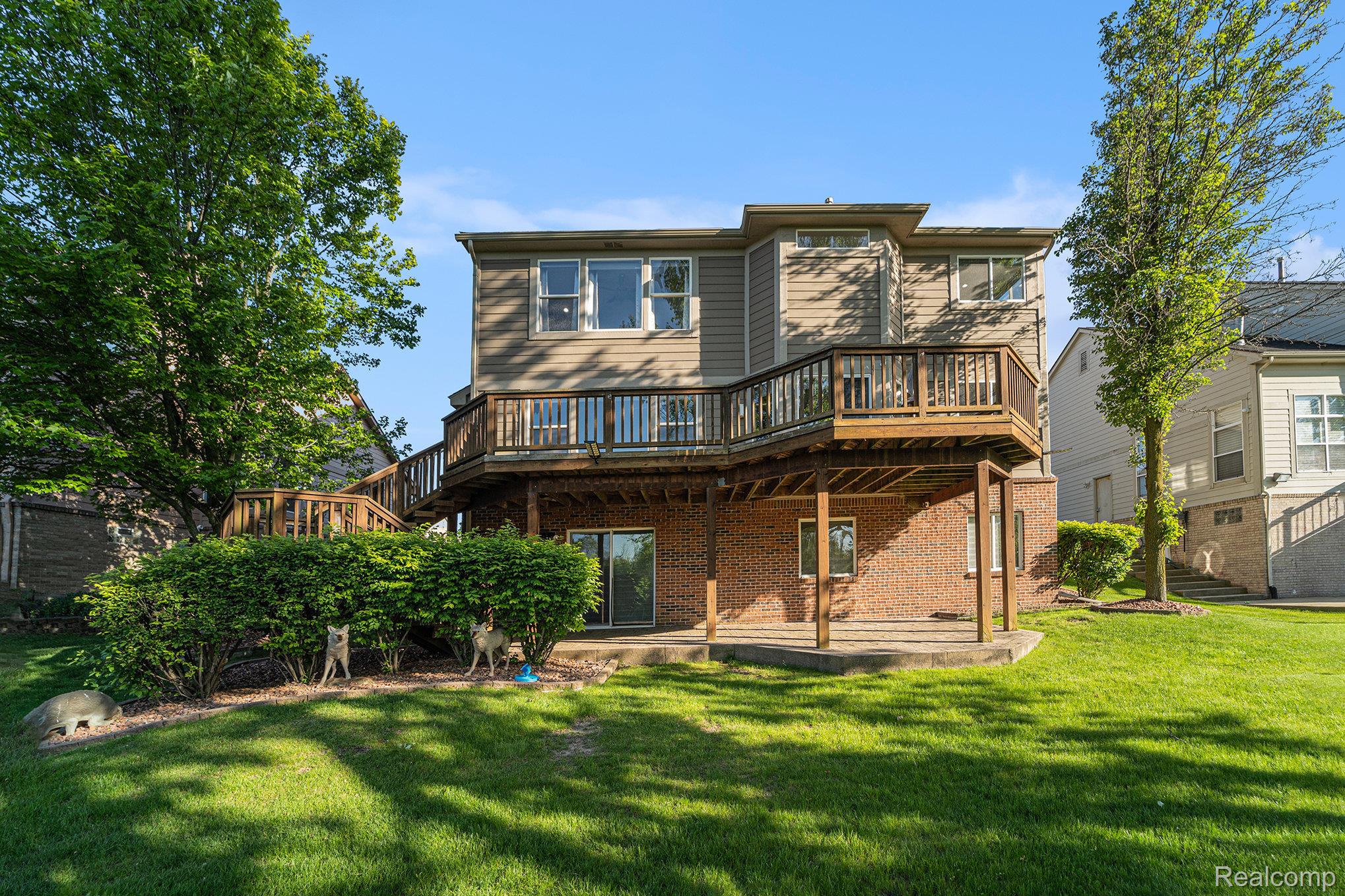 7590 Acorn Hill Court