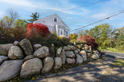 545 N Berkley Street Kalamazoo Charter Township MI 49006