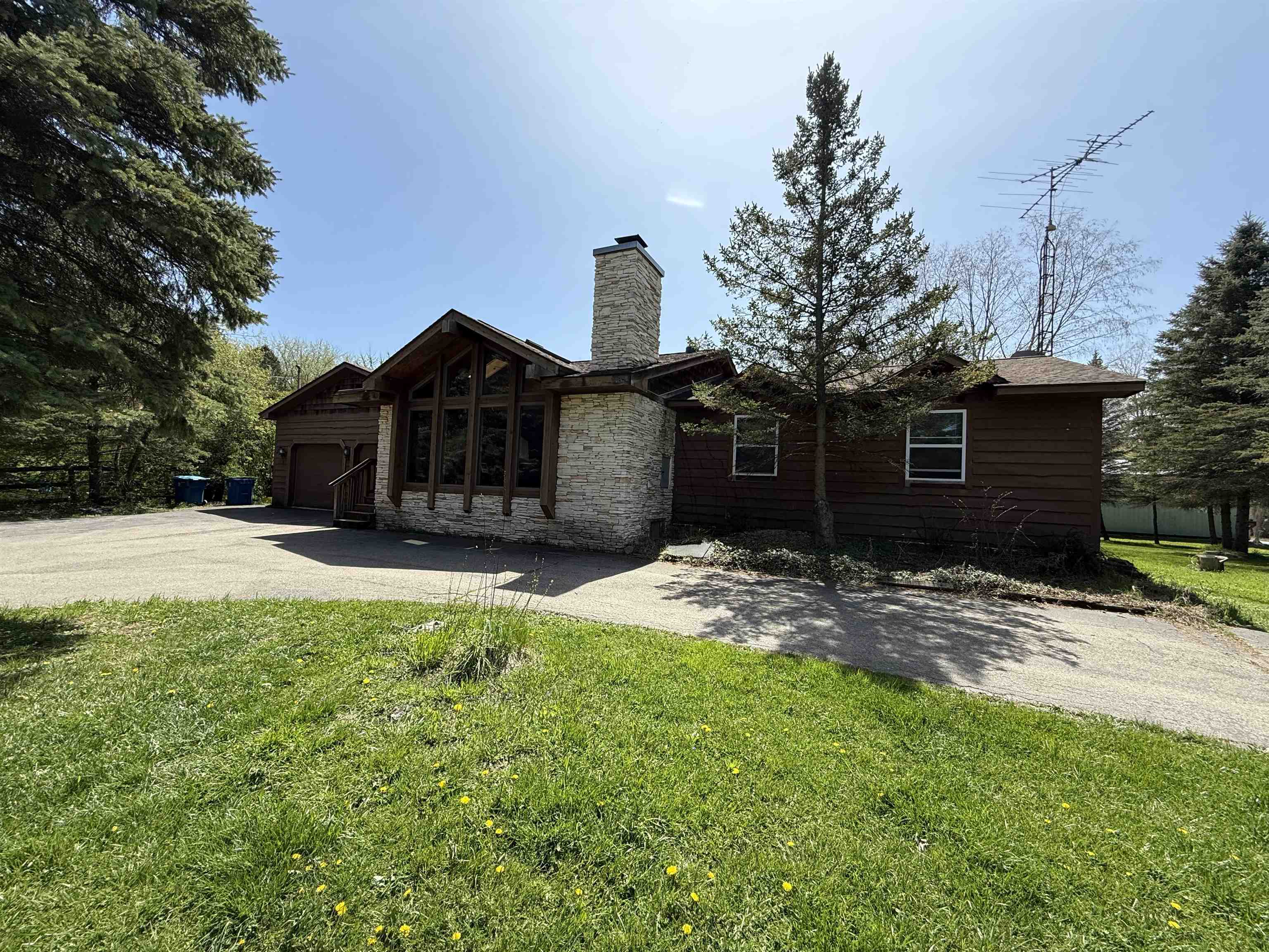 5235 Lahring Road