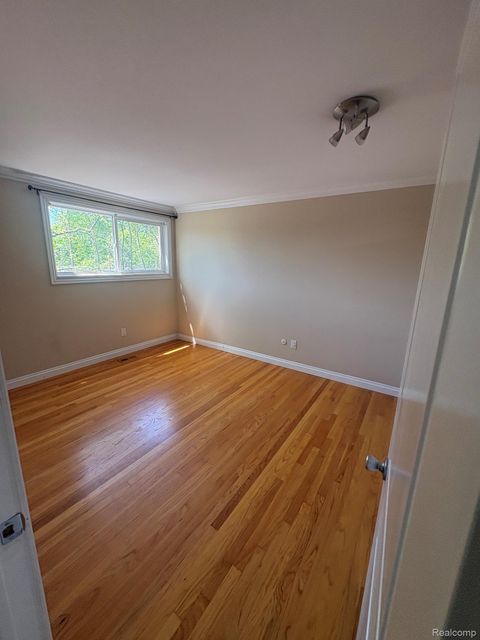 Tiny photo for 305 N Eton Street, Birmingham City, MI 48009 (MLS # 20261039521)