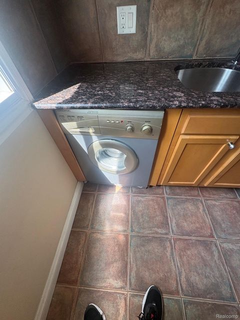 Tiny photo for 305 N Eton Street, Birmingham City, MI 48009 (MLS # 20261039521)