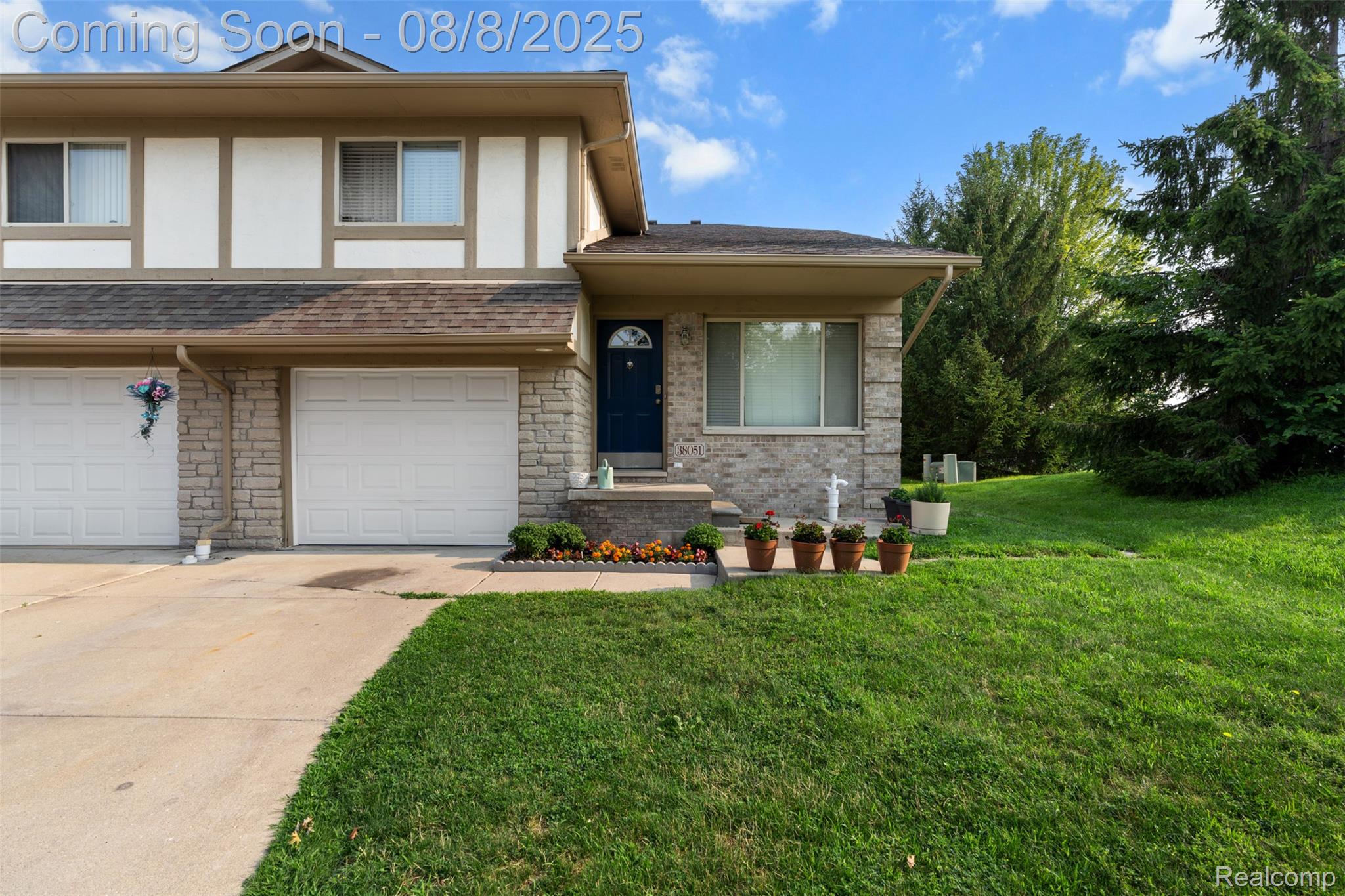 38051 Schoenherr Rd 7