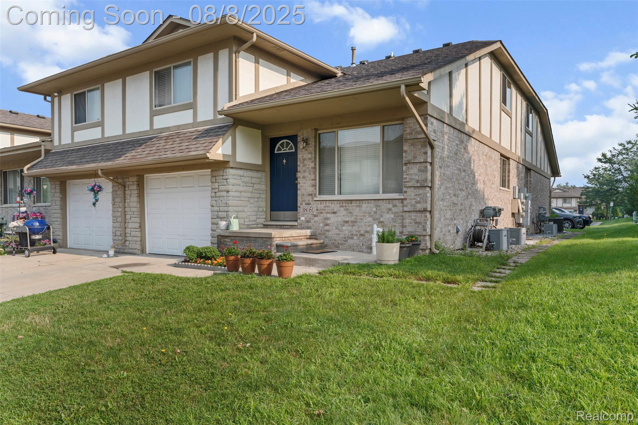 38051 Schoenherr Rd 7