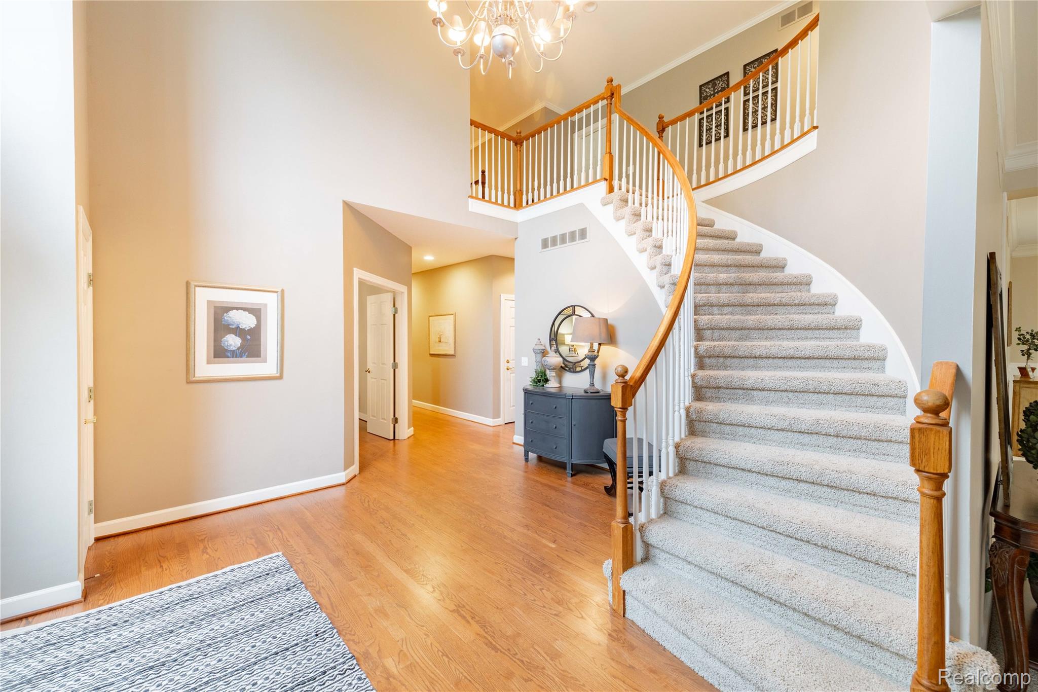 22521 SUMMER Lane