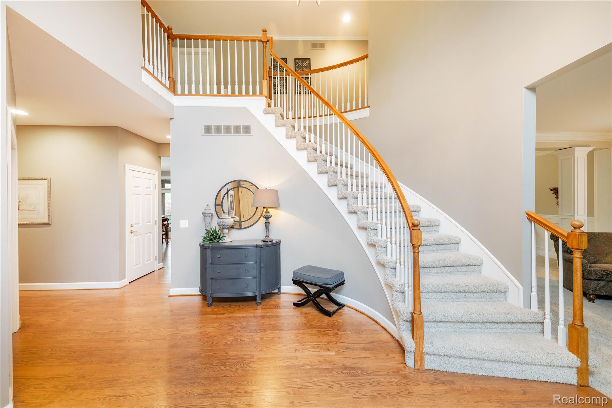 22521 SUMMER Lane