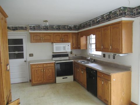 Tiny photo for 804 Canterbury Drive, Sturgis City, MI 49091 (MLS # 64026009466)