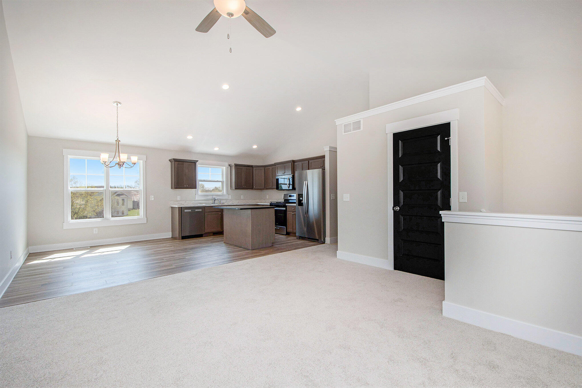 7429 Traditional Court SE