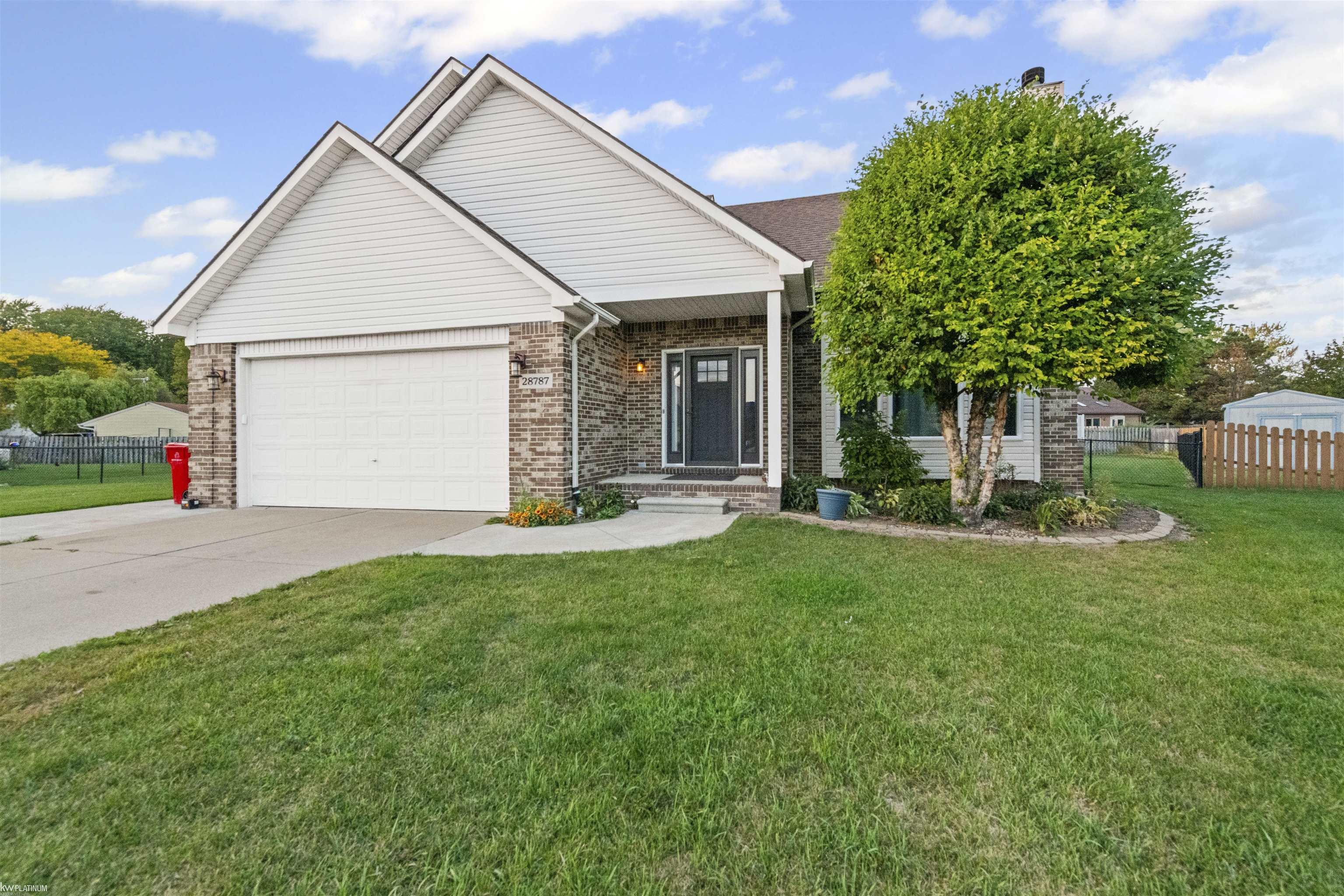 28787 Yorkshire Drive