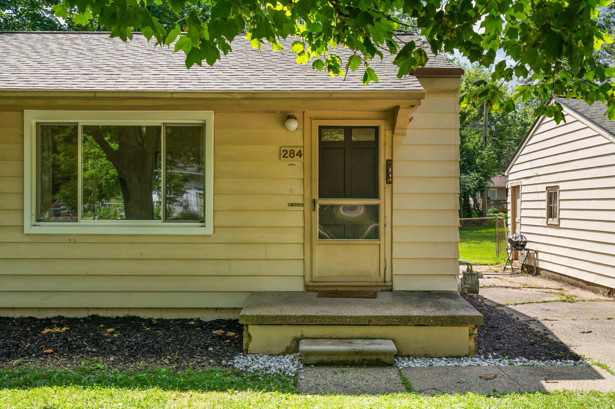 284 Highlake Avenue