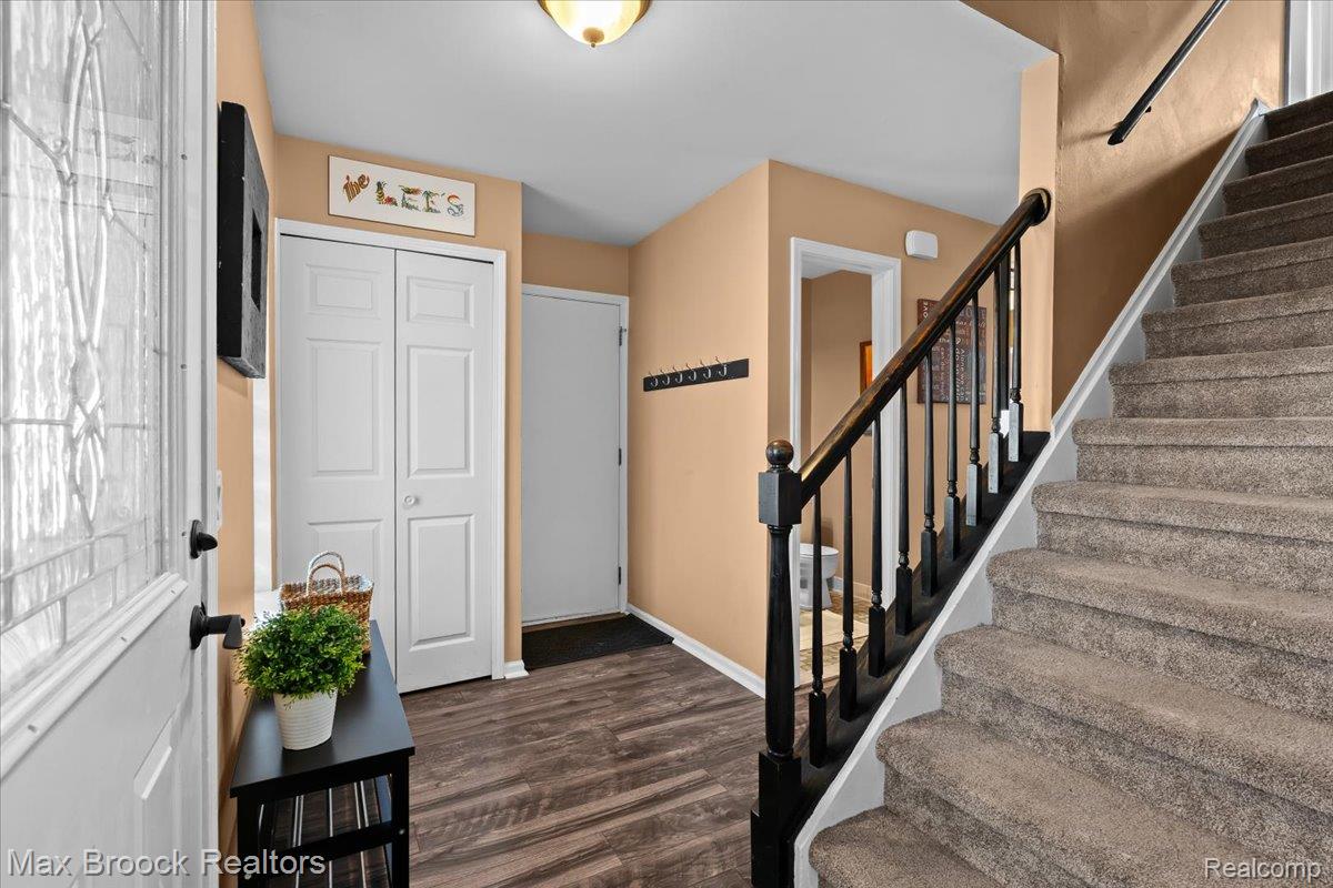 10496 Chestnut Court