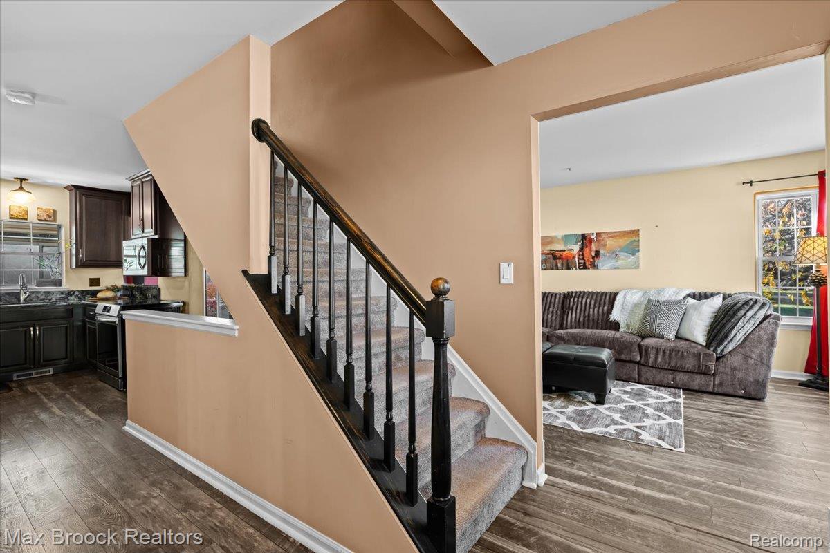 10496 Chestnut Court