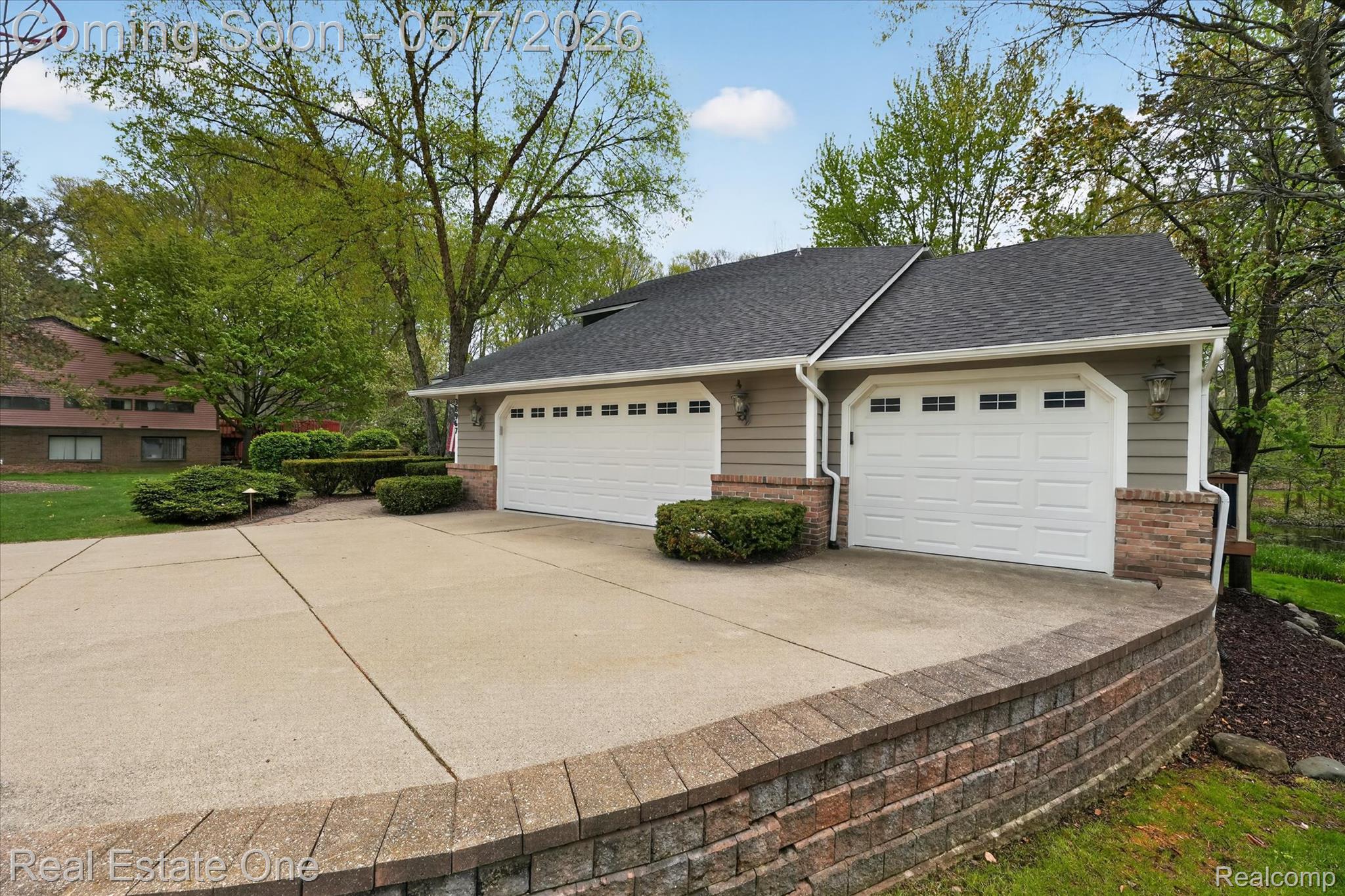 38967 Holsworth Court