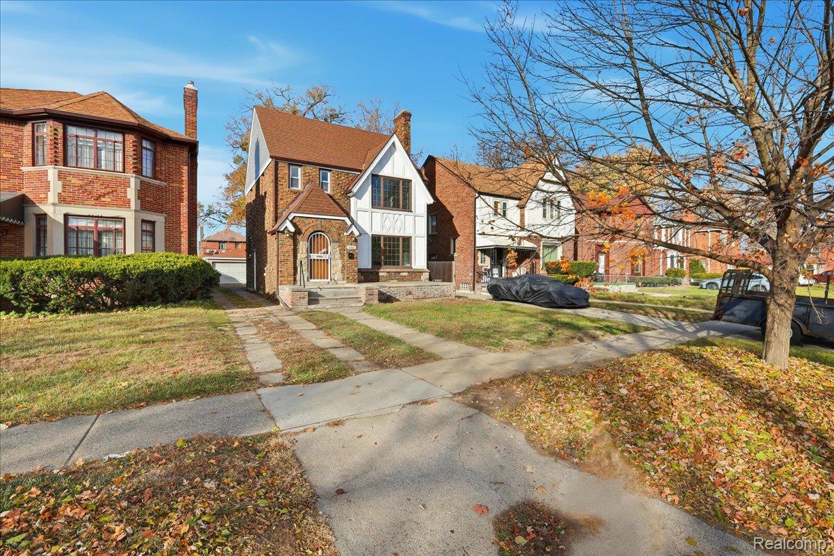 18961 Pennington Drive