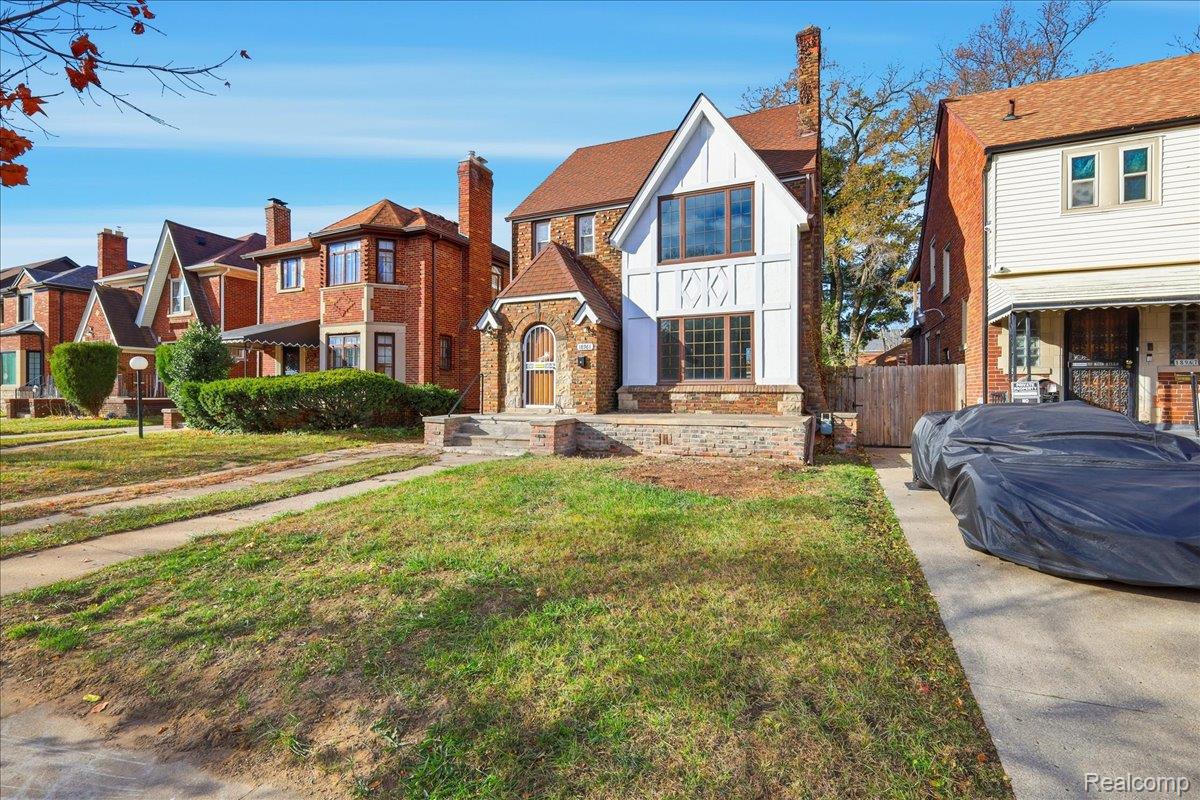 18961 Pennington Drive