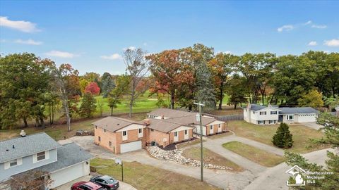 8118 Rene Drive White Lake Charter Township MI 48386