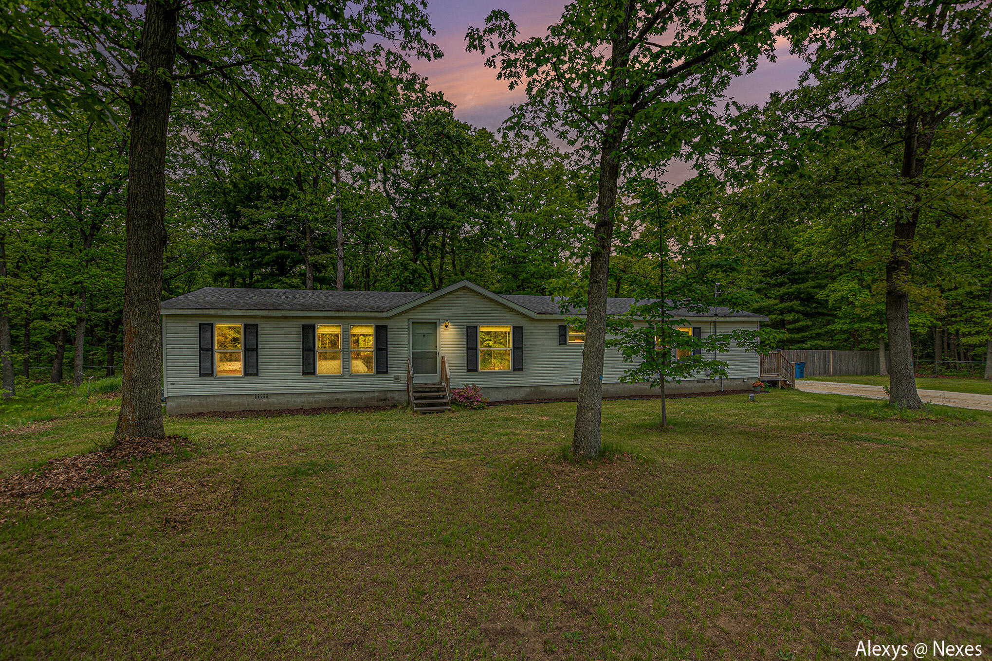 825 S Broton Road